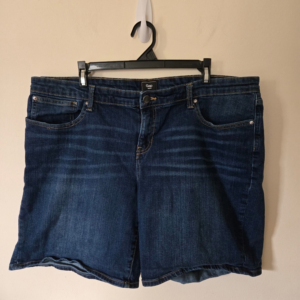 Gap Womens Dark Wash Denim Shorts Size 18/34 Blue Five Pocket Mid Length